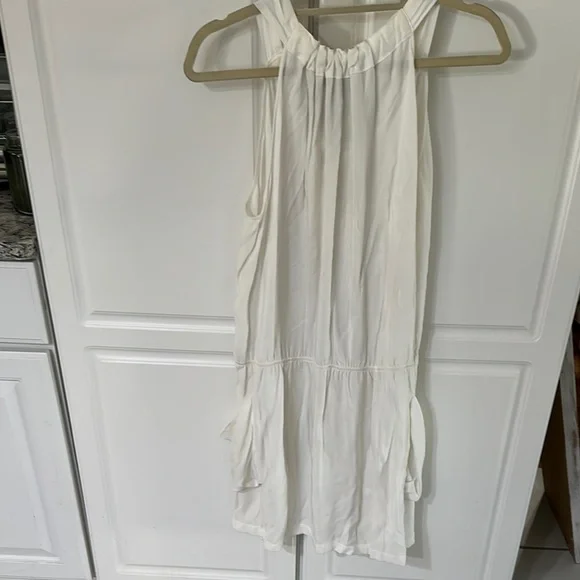 Large White BCBG Maxazaria tie neck summer Dress with pockets NWT